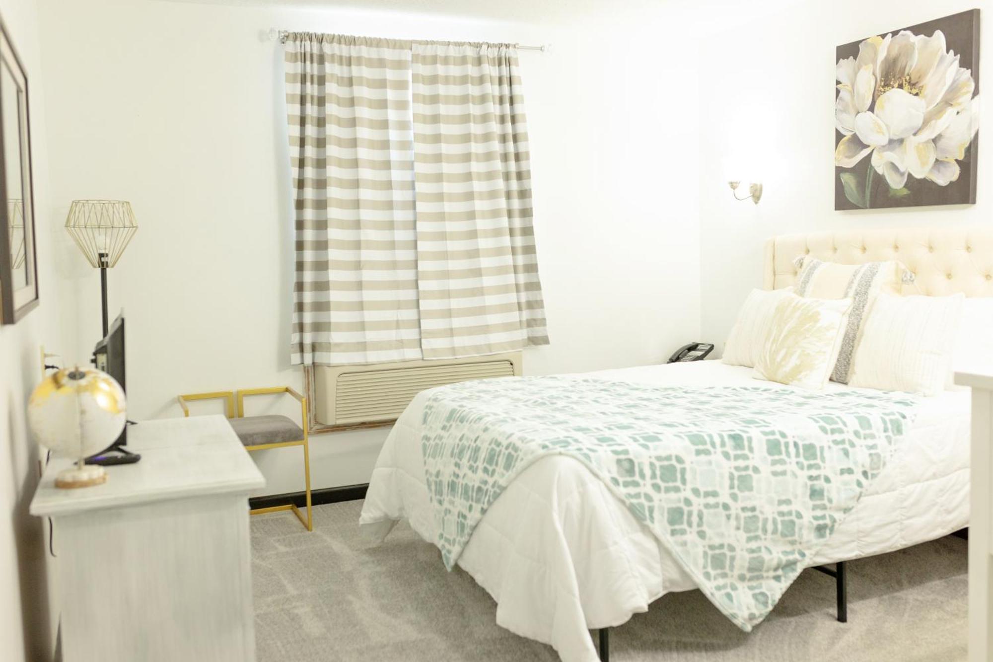 Ec Reed'S Mercantile And Hotel Marble Hill Room photo